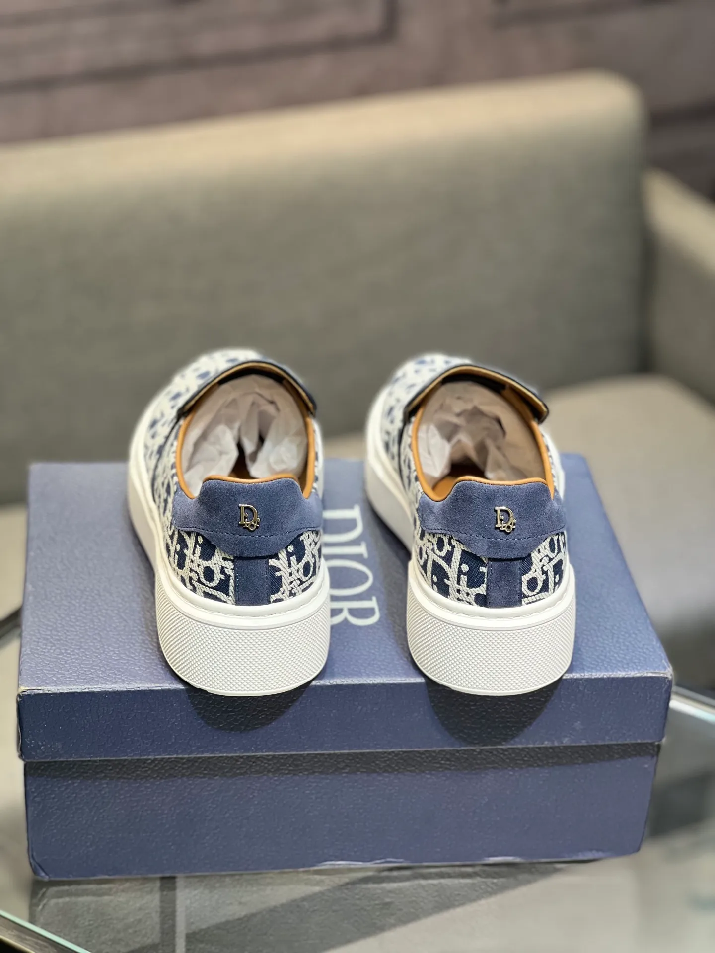 Men's shoes 💰380 The latest DiOr shipment, using imported top-grade jacquard fabric with cowhide design 👍 Breathable mesh lining, comfortable to wear, lightweight, original last mold, official website 1:1, private mold outsole, non-slip, color, multiple colors available, code number 38 to 44 (45 can be ordered)